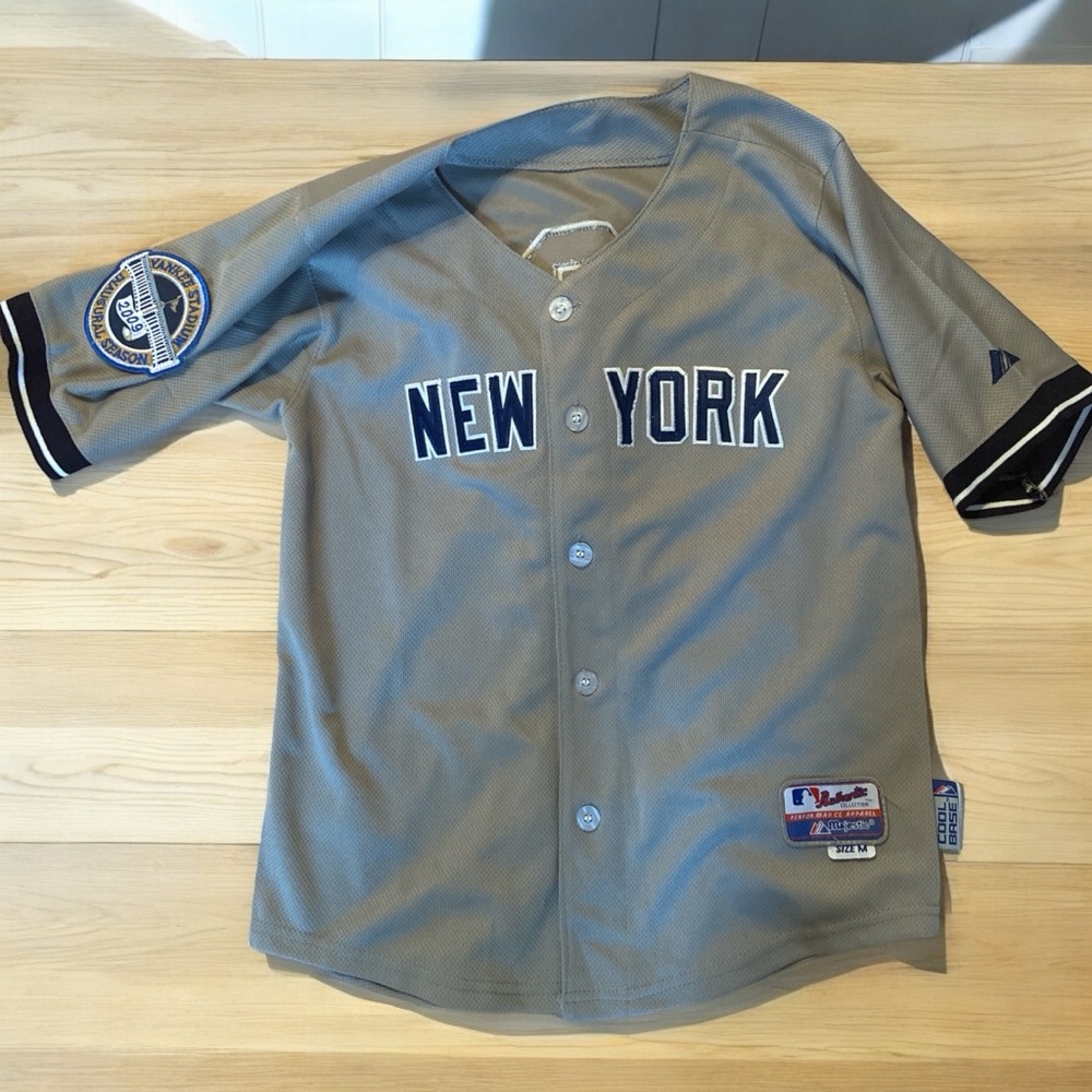 Vintage New York Yankees Authentic 2009 #2 Inaugural Season Majestic Gray Jersey